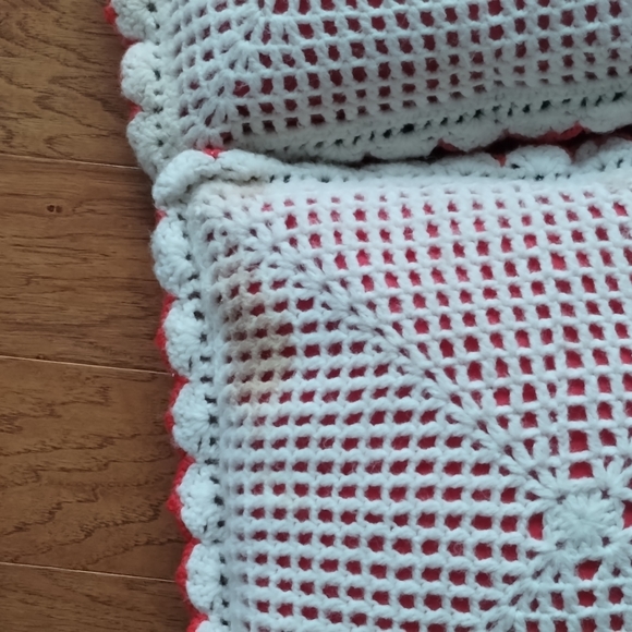Granny Square Pillows MCM - Picture 5 of 5